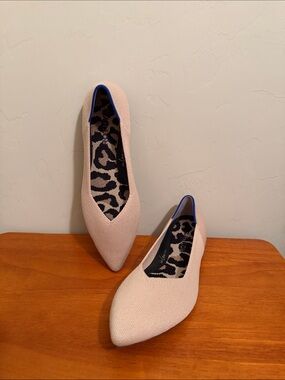 Rothy’s The Point Flats Beige Blue Trim Leopard Insole Women’s Size 8